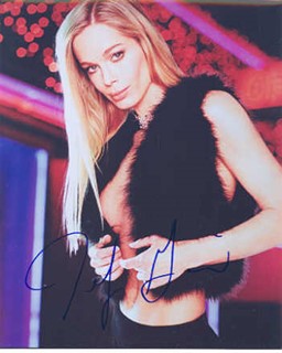 Jennifer Gareis autograph