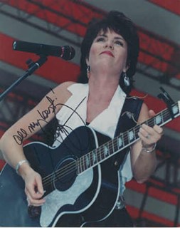 Holly Dunn autograph