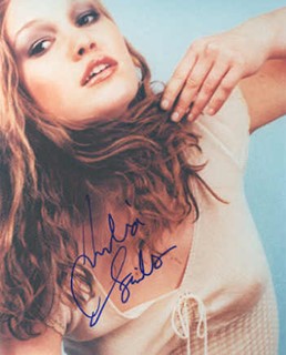 Julia Stiles autograph