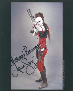 Michonne Bourriague autograph