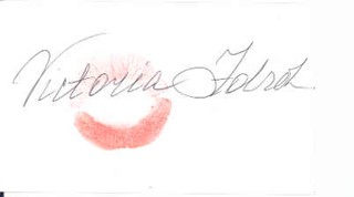 Victoria Zdrok autograph