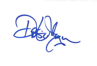 Dustin Nguyen autograph