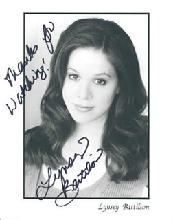 Lynsey Bartilson autograph