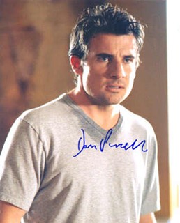 Dominic Purcell autograph