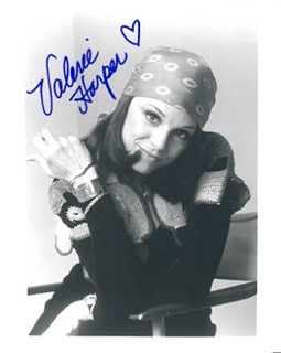 Valerie Harper autograph