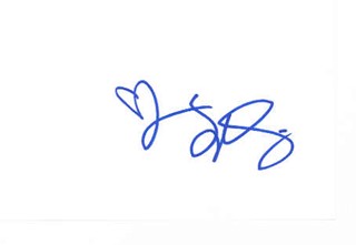 Tori Spelling autograph