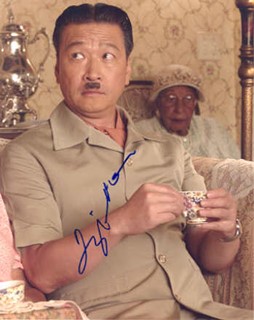 Tzi Ma autograph