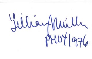 Lillian Mueller autograph