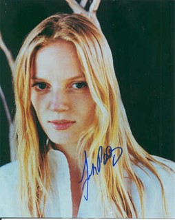 Sarah Polley autograph