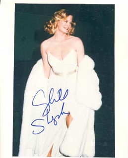 Cybill Shepherd autograph