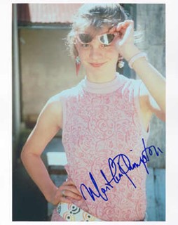 Martha Plimpton autograph