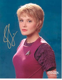 Jennifer Lien autograph