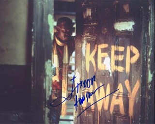 Djimon Hounsou autograph