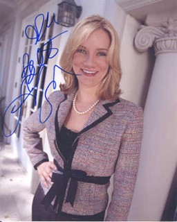 Beth Littleford autograph