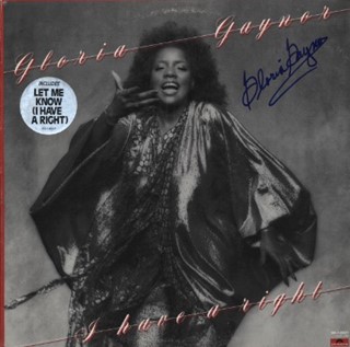 Gloria Gaynor autograph