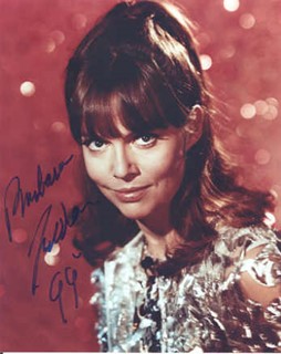 Barbara Feldon autograph