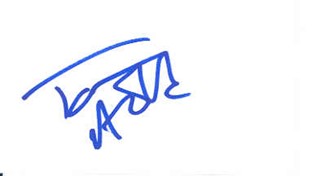 Tom Arnold autograph