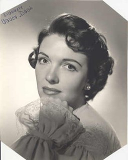 Nancy Davis Reagan autograph