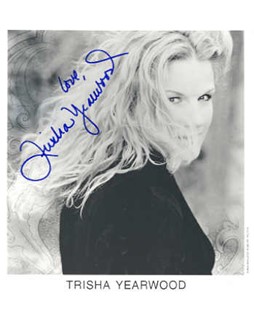 Trisha Yearwood autograph