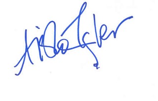 Aisha Tyler autograph