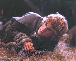 Dominic Monaghan autograph