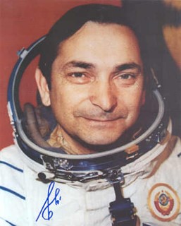 Valery Bykovsky autograph
