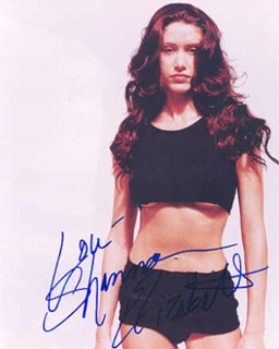 Shannon Elizabeth autograph