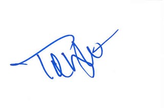 Tommy Lee autograph