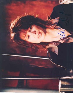 Kelly Lynch autograph