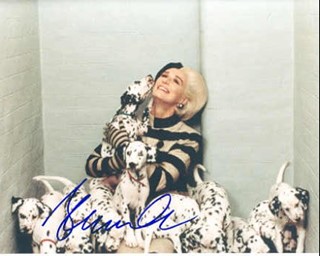 Glenn Close autograph