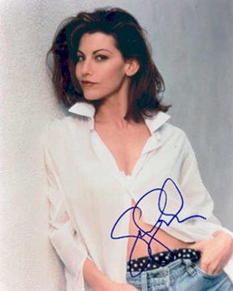 Gina Gershon autograph