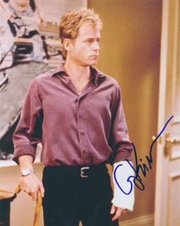 Greg Kinnear autograph
