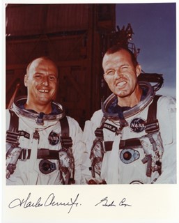 Gemini V autograph