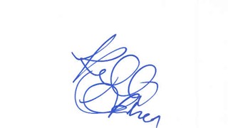 Kelli Garner autograph