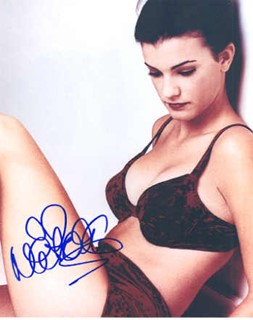 Natalia Cigliuti autograph