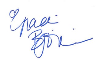 Nadia Bjorlin autograph