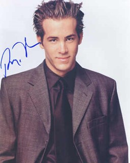 Ryan Reynolds autograph