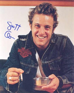 Scott Caan autograph