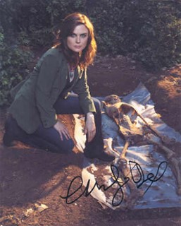 Emily Deschanel autograph