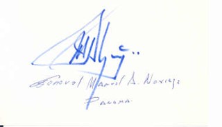 Manuel Noriega autograph