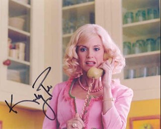 Kelly Preston autograph