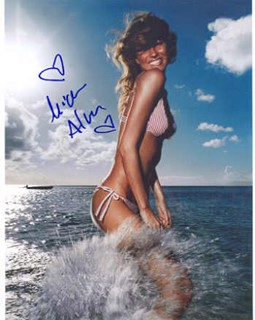 Michelle Alves autograph