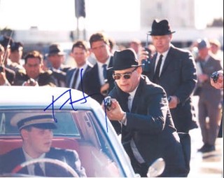 Tom Hanks autograph