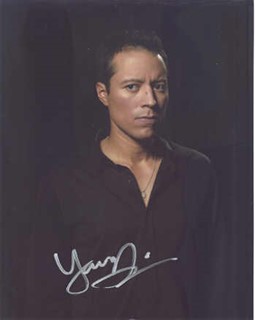 Yancey Arias autograph