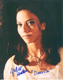 Juliet Landau autograph