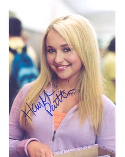 Hayden Panettiere autograph