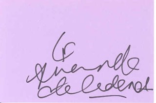 Amanda DeCadenet autograph