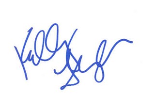 Kelly Lynch autograph