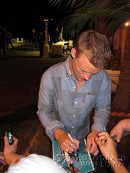 Jon Heder autograph