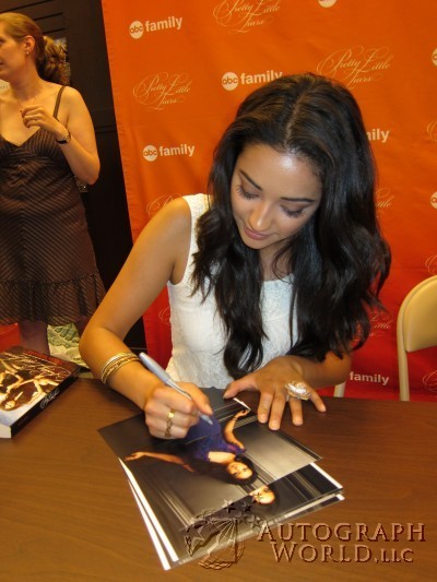 Celebrity Autographs Shay Mitchell Signs For Autograph World